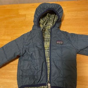 Patagonia Reversible Down Sweater infant jacket 12-18 months